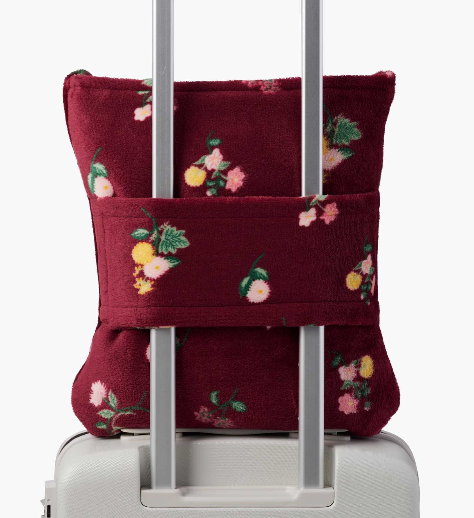 Ditsy Dahlia Travel Fleece Blanket with Trolley Sleeve